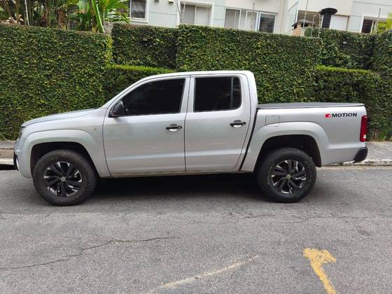 VOLKSWAGEN AMAROK 2.0 S 4X4 CD 16V TURBO INTERCOOLER DIESEL 4P MANUAL VOLKSWAGEN AMAROK 2.0 S 4X4 CD 16V TURBO INTERCOOLER DIESEL 4P MANUAL